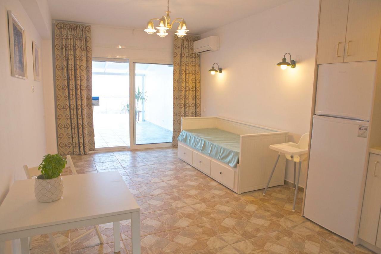 Mediterranean Sandy Beach Apartment Tolón Esterno foto